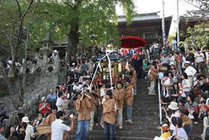 稲佐神社のおくんちの様子