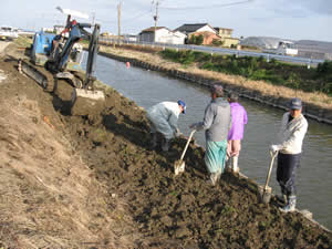 水路の補修