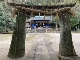 上砥川八幡神社の肥前鳥居