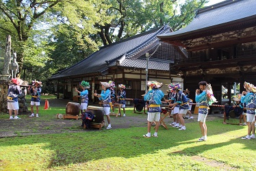 稲佐神社での奉納