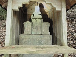 役小角坐像（馬洗・豊前坊）