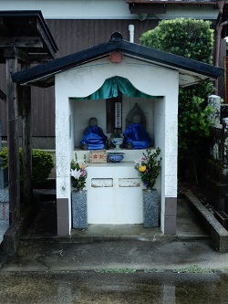 ③第23番祠(満願寺)